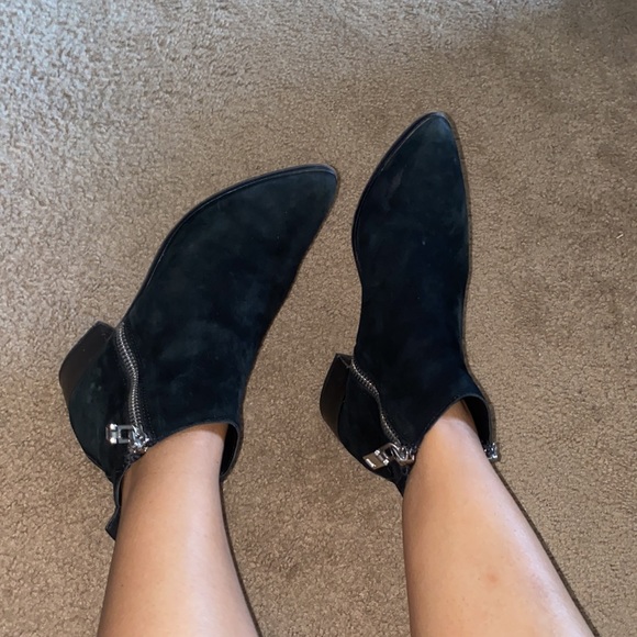 DOLCE VITA Booties - Picture 3 of 10